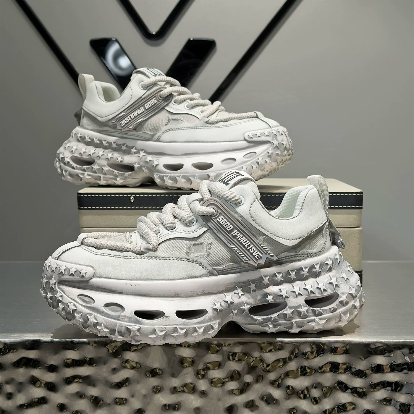 Men's Platform Breathable Low-Top Retro Chunky Dad Sneakers 2026 Summer New