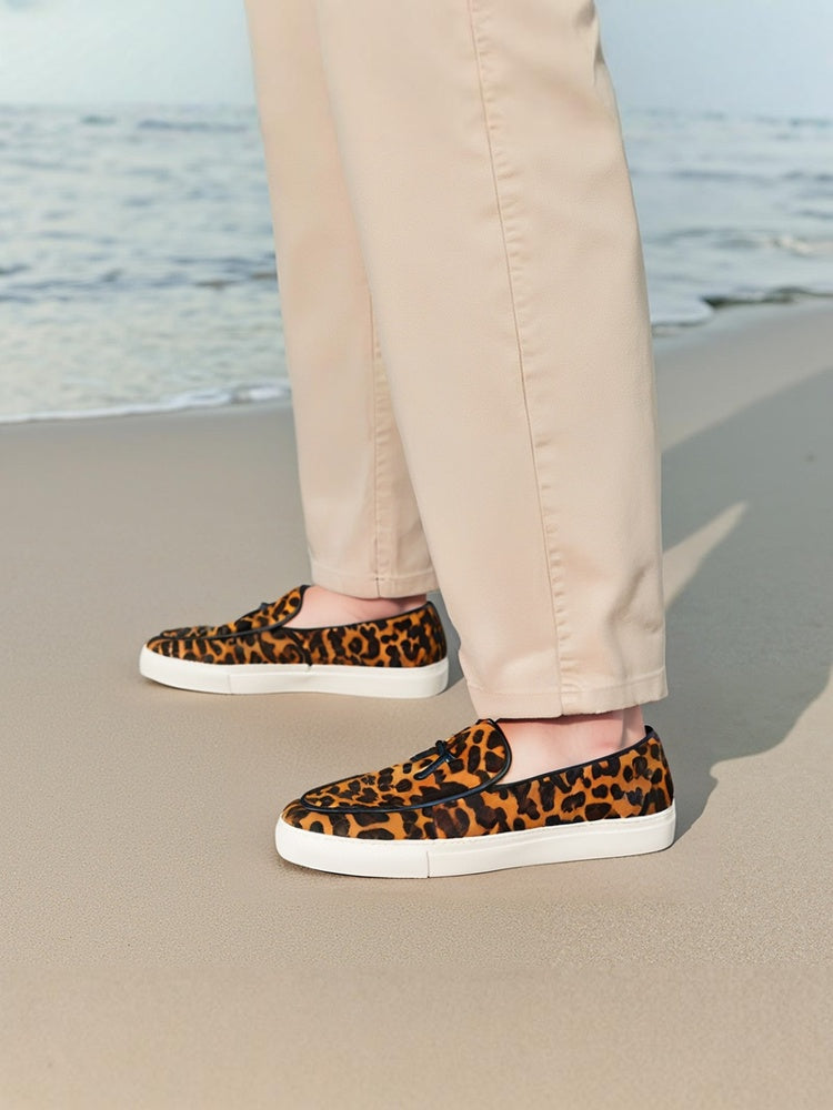 European and American wild style leopard print flocking men's slip-on casual sneakers genuine leather small bow tie white thick-soled sneakers