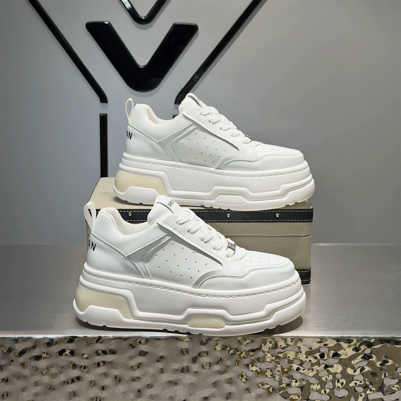 Men's Hidden-Wedge Platform Trendy Puffy Sneakers 2026 New