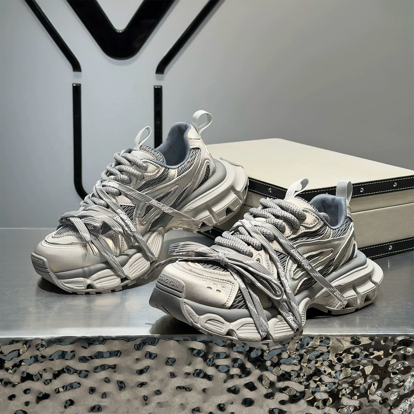 Men's Platform Breathable Trendy Chunky Dad Sneakers 2026