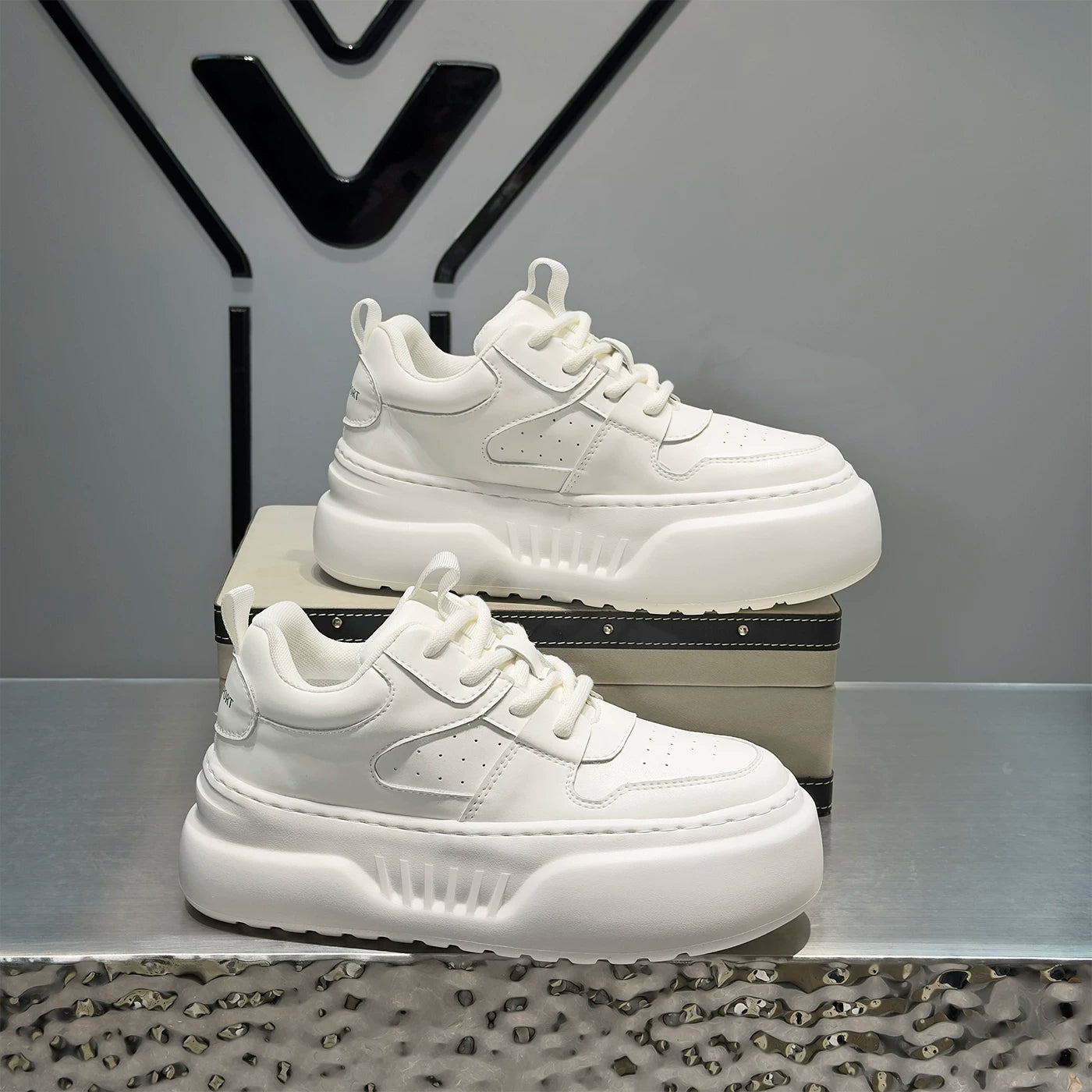 Men's Height-Increasing Platform Trendy White Sneakers 2026 New