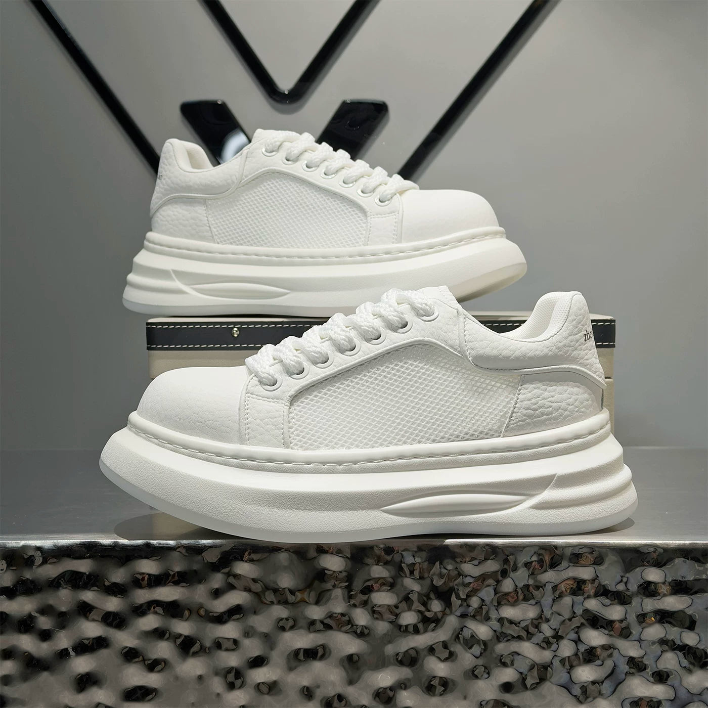 Men's Height-Increasing Platform Breathable Mesh Low-Top White Sneakers Summer