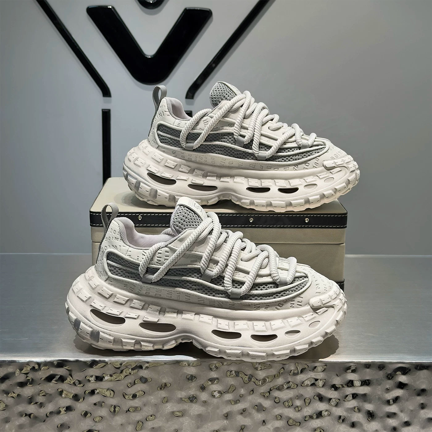 Men's Height-Increasing Platform Breathable Mesh Chunky Dad Sneakers 2026 Summer