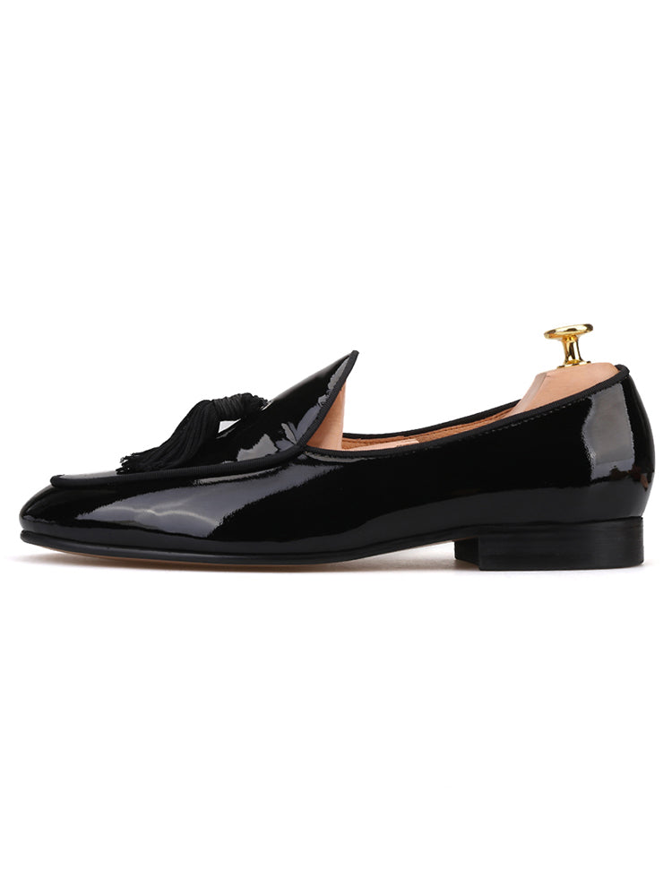 European and American trend two-color patent leather men's loafers handmade tassel slip-on yuppie shoes wedding banquet formal large size shoes