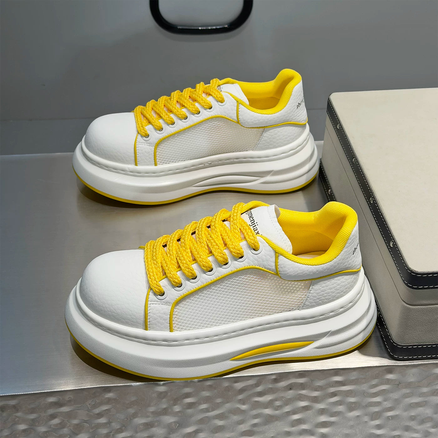 Men's Height-Increasing Platform Breathable Mesh Low-Top White Sneakers Summer