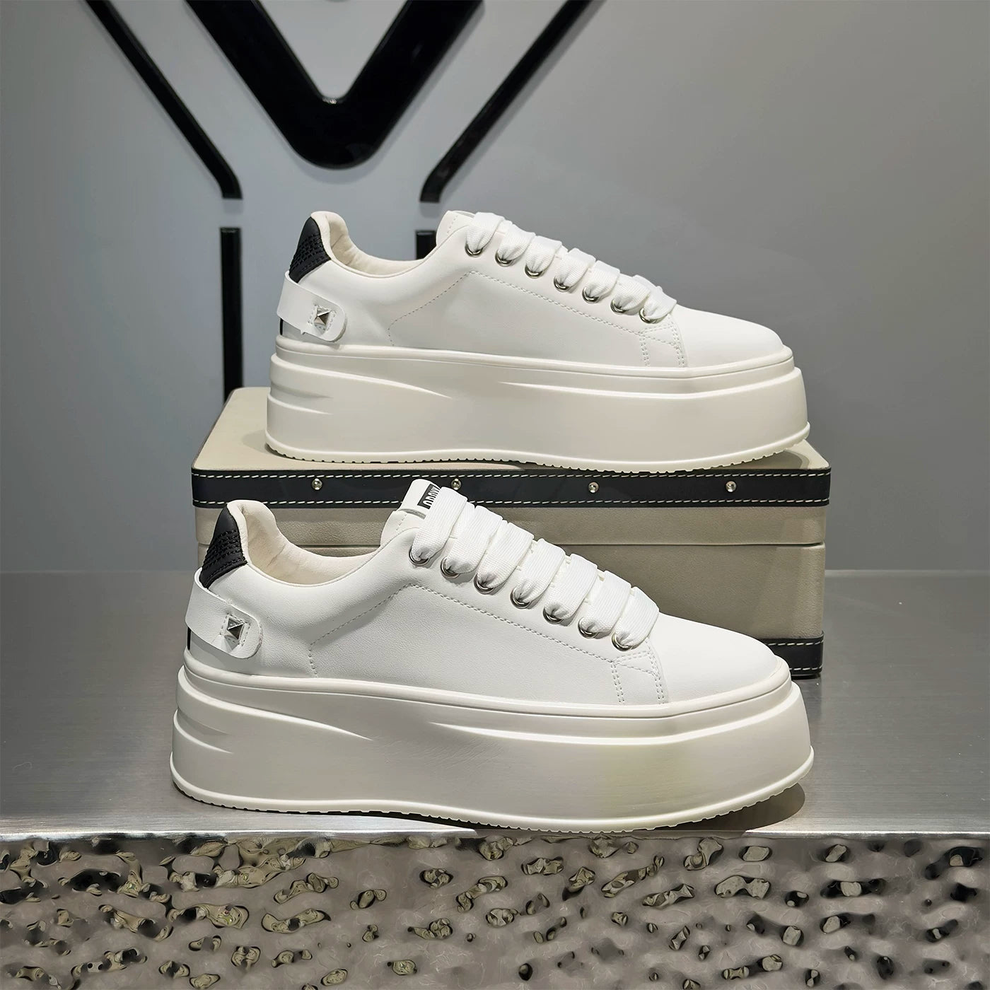 Men's Height-Increasing Platform Minimalist Trendy White Sneakers Spring New
