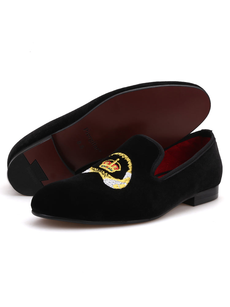 Imported Korean velvet shark mouth embroidery slip-on men's shoes European and American style large size trendy loafers smoking shoes