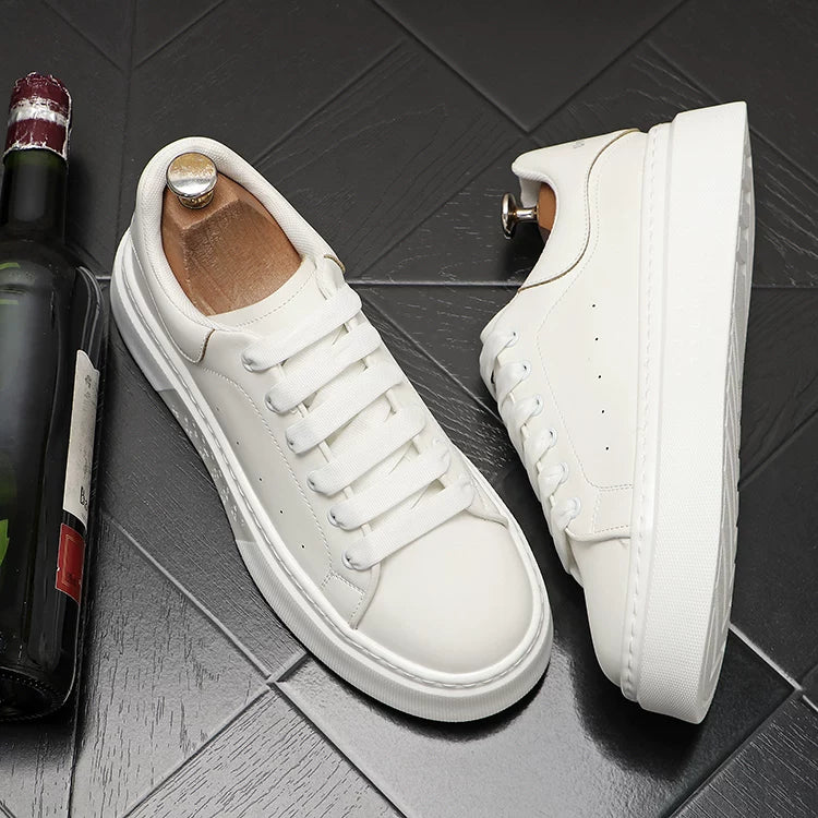 Men's Breathable Mesh White Skate Sneakers Casual 2025 Summer New