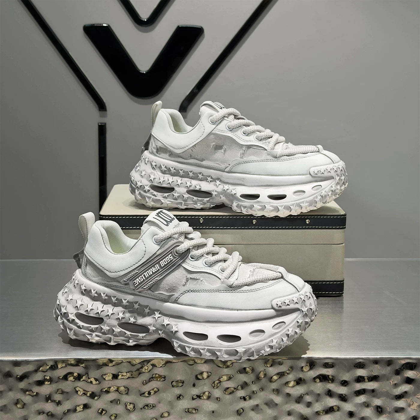 Men's Platform Breathable Low-Top Retro Chunky Dad Sneakers 2026 Summer New