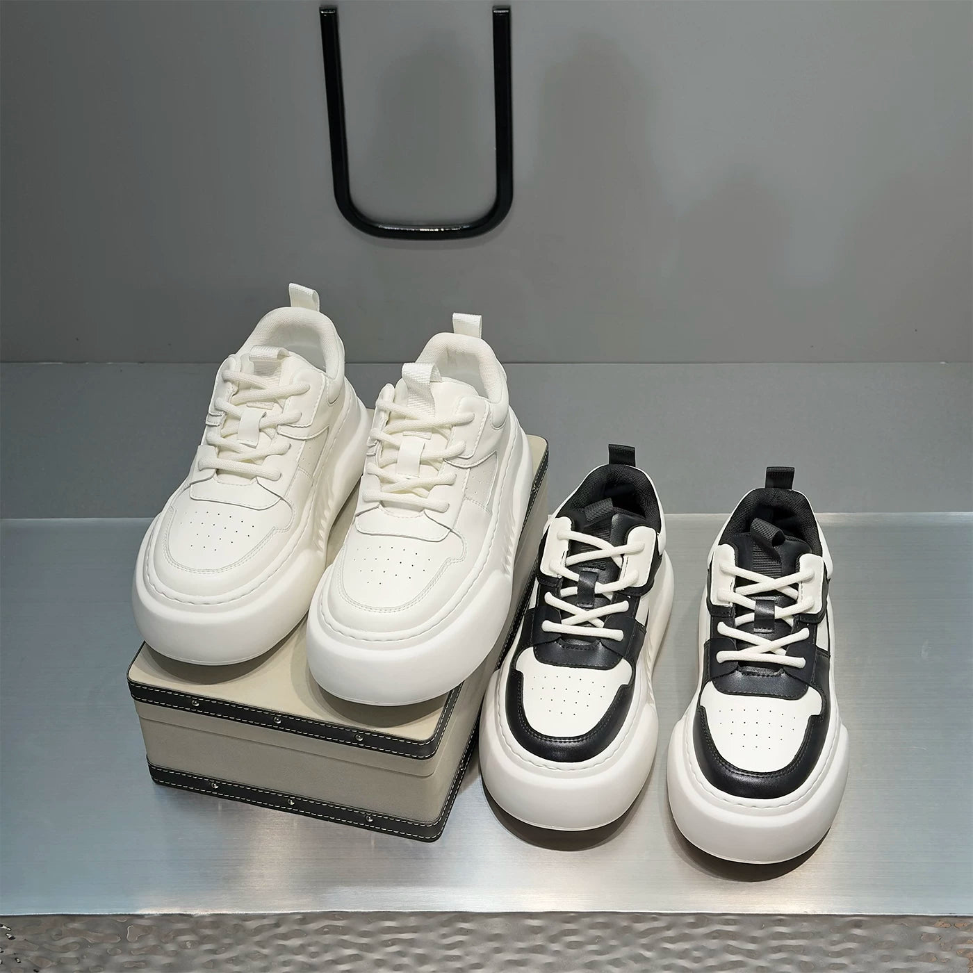 Men's Height-Increasing Platform Trendy White Sneakers 2026 New