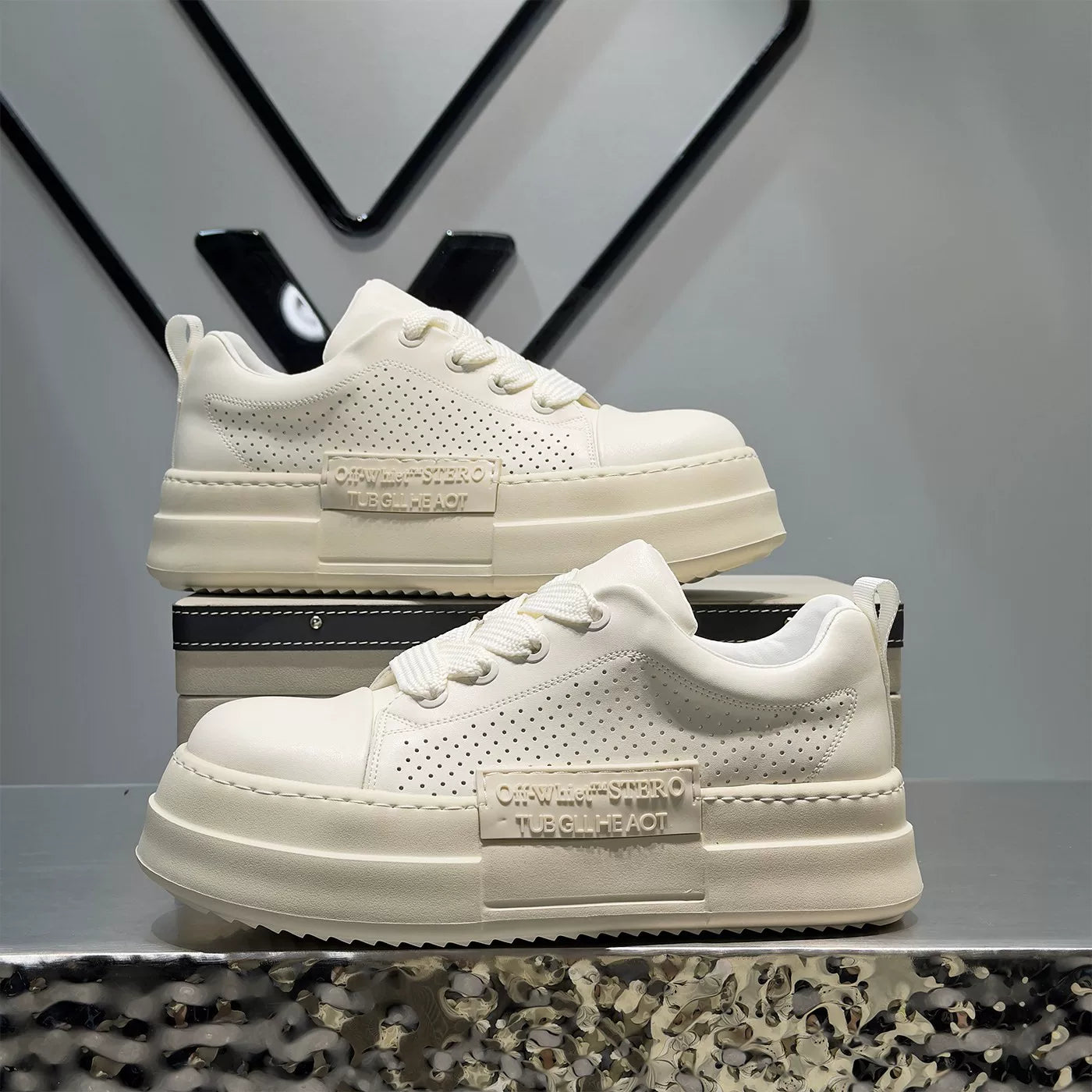 Men's Height-Increasing Platform Minimalist Trendy White Sneakers 2026 New
