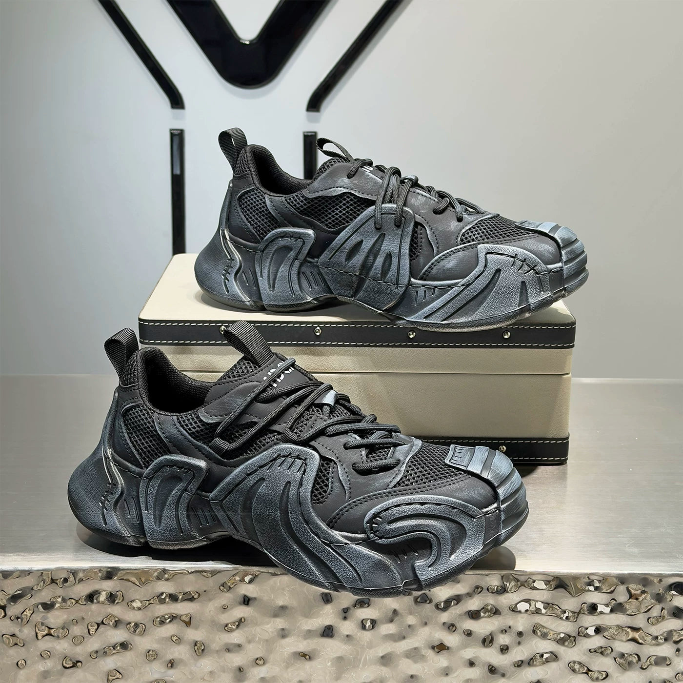 Men's Breathable Retro Chunky Dad Sneakers 2026 New
