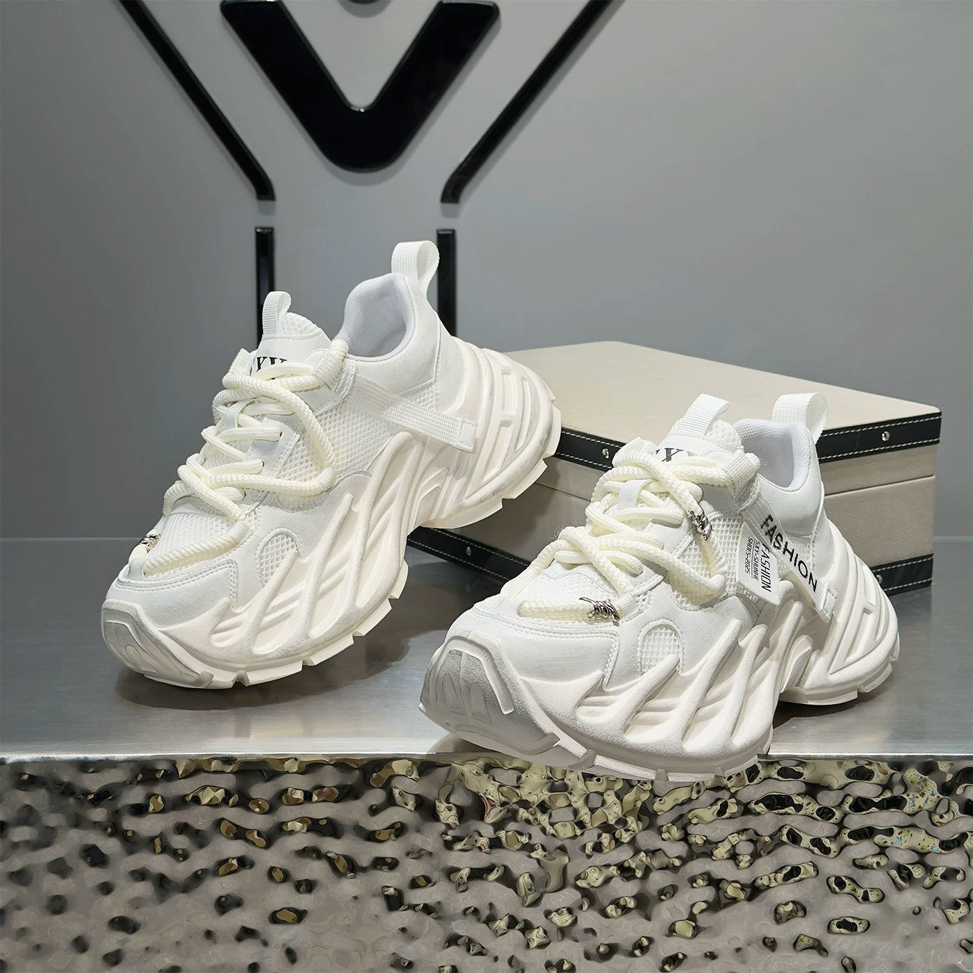 Men's Height-Increasing Platform Breathable Mesh Chunky Dad Sneakers 2026 Summer New