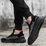 Lightweight Safety Shoes Men Women Work Shoes Steel Toe Walking Shoes Breathable Fashion Line Wear-Resistant Sneakers Slip On Trainers Running Shoes