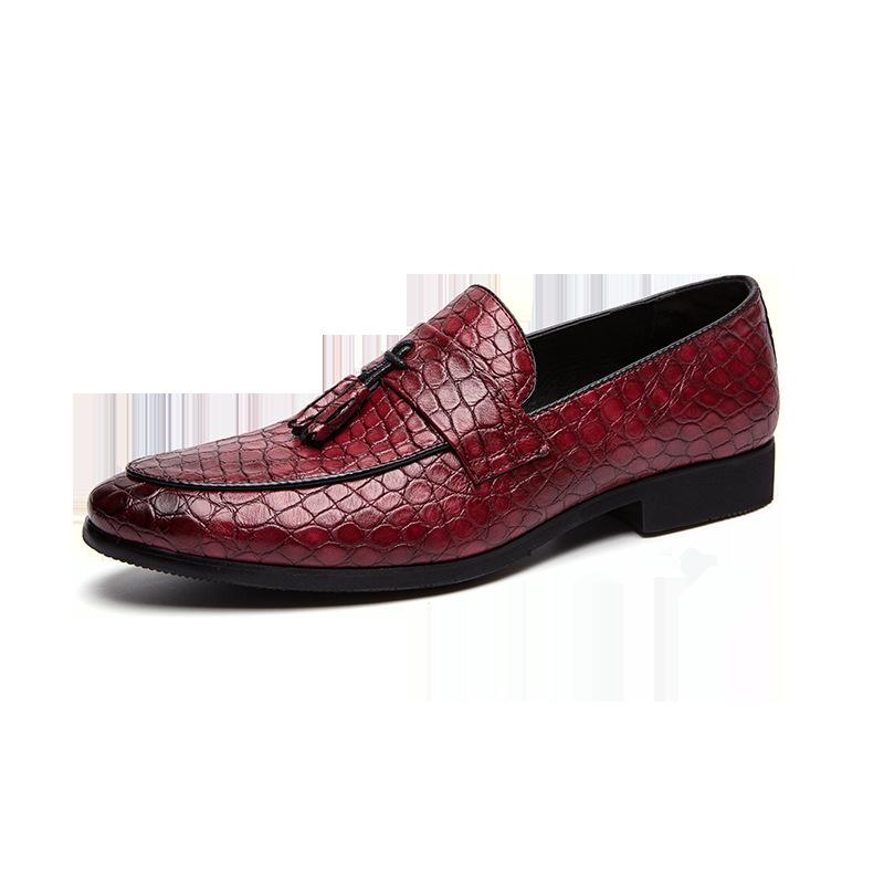 2024new spring men's British wind foreign trade large size pointed shoes pattern casual trend breathable men's shoes
