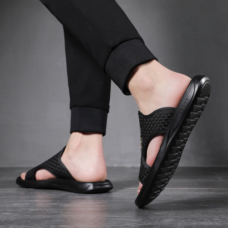 manufacturer wholesale summer beach outdoor men's sandals Korean style trendy personality versatile slippers