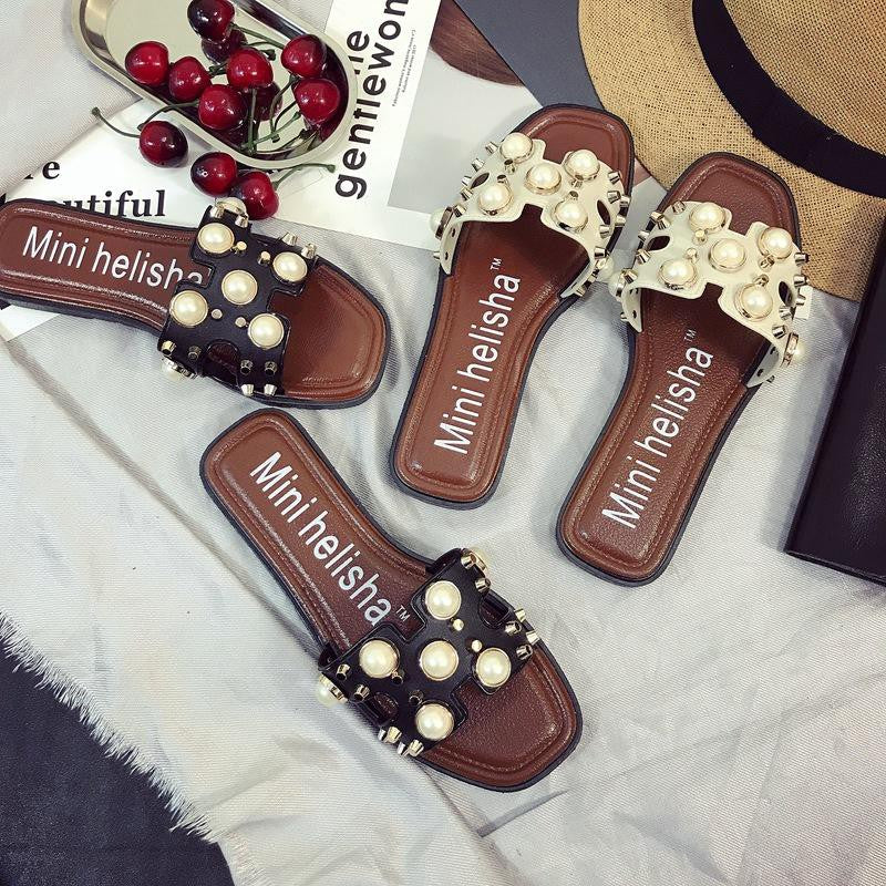 Korean style women's sandals. Rubber soles, slip-on style, pearl pattern, soft soles, beautiful and chic design, lightweight, comfortable to wear, cute. (black)