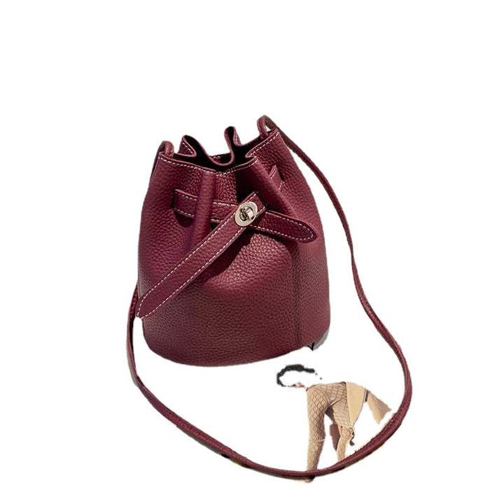 Guangzhou supply 2025 new simple bucket bag wide-band lock small bag Korean version casual solid color single shoulder(P)