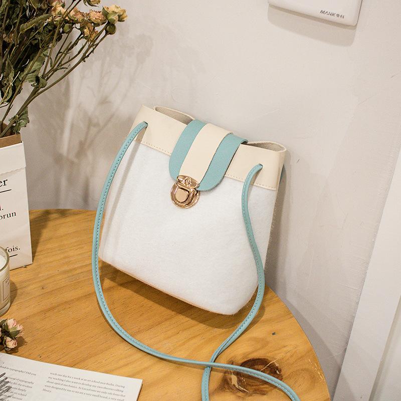 Factory direct sales 2024 new women's bag fashionable Korean style single shoulder crossbody bag ladies mobile phone coin purse