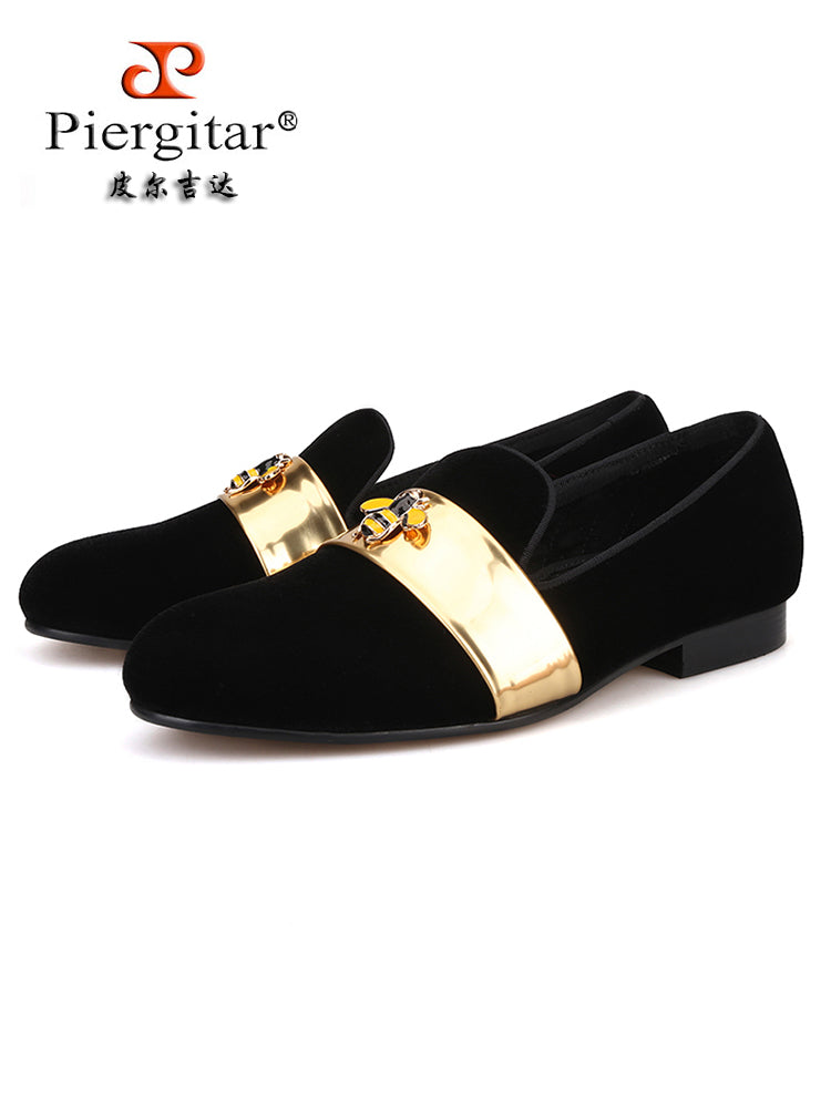 Spring and summer new men's handmade loafers patent leather gold belt small bee buckle European and American trendy slip-on banquet shoes for men