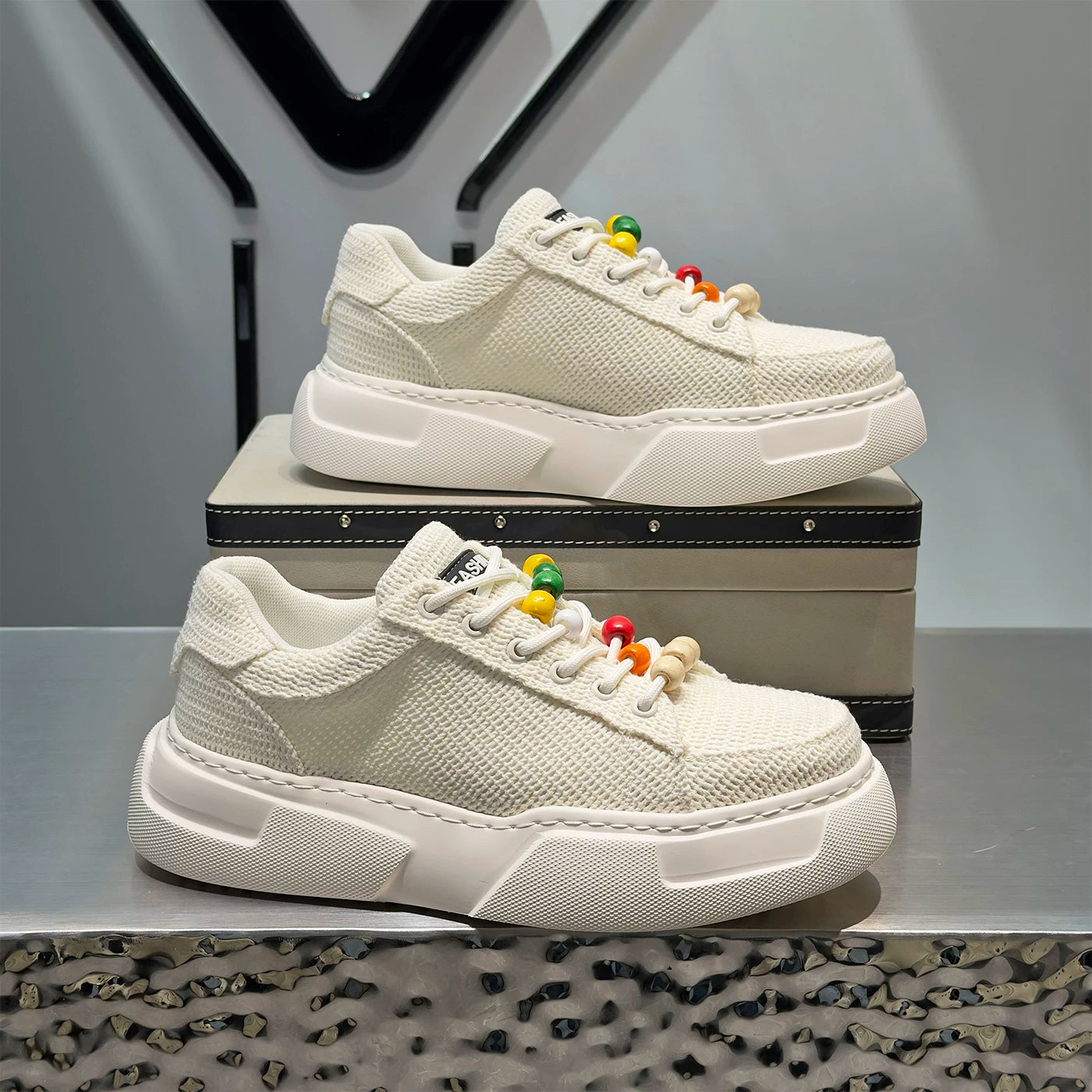Men's Breathable Low-Top Canvas Trendy White Sneakers 2026 Summer New
