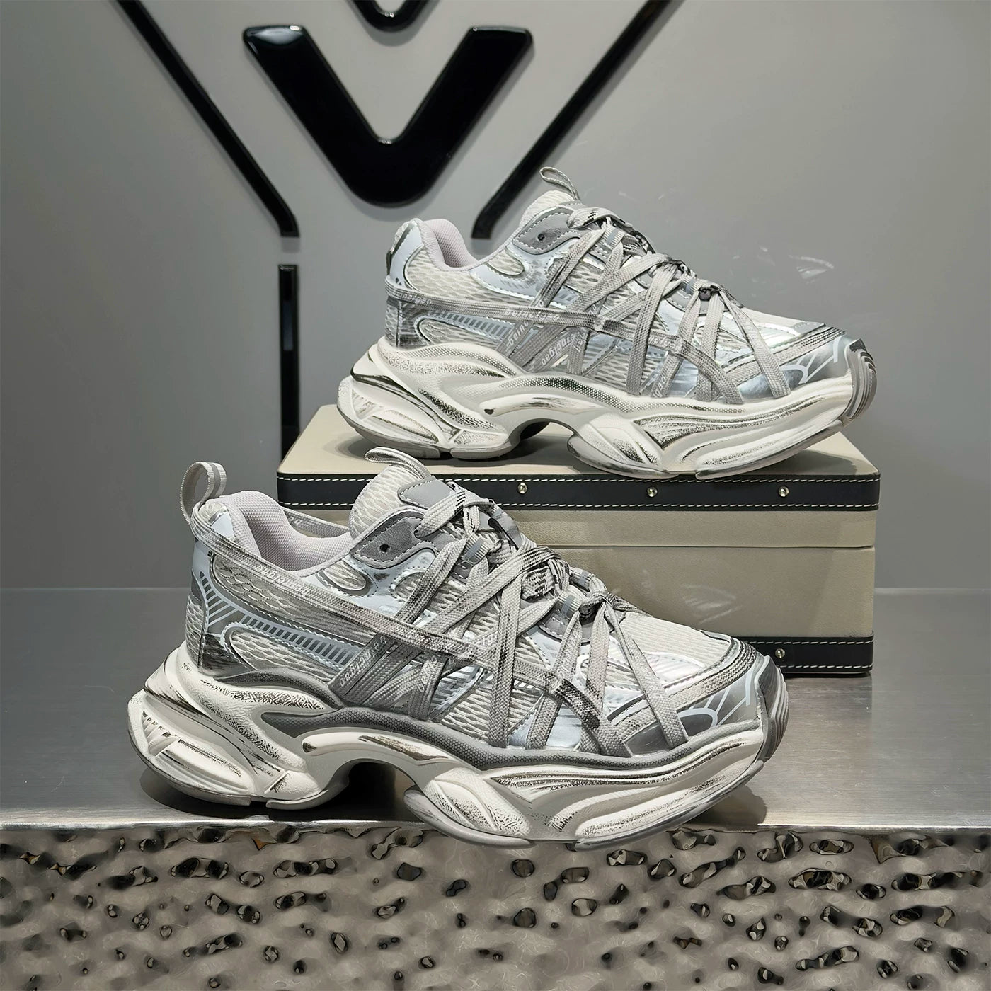 Men's Height-Increasing Platform Breathable Mesh Chunky Dad Sneakers 2026 Summer New