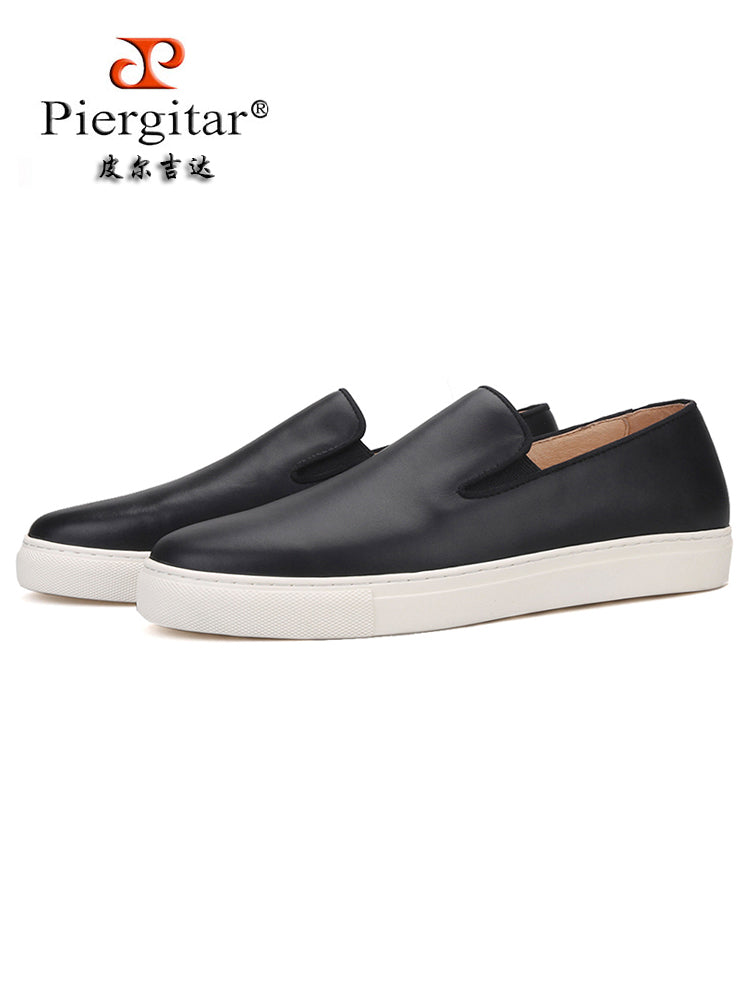 Handmade black cowhide men's slip-on white-soled shoes British style trendy slip-on loafers suitable for dates