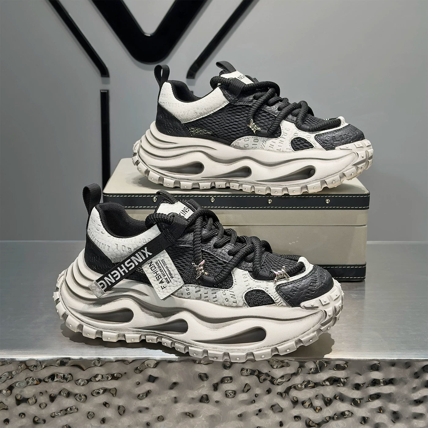 Men's Height-Increasing Breathable Mesh Cut-Out Plus Size Chunky Dad Sneakers Summer