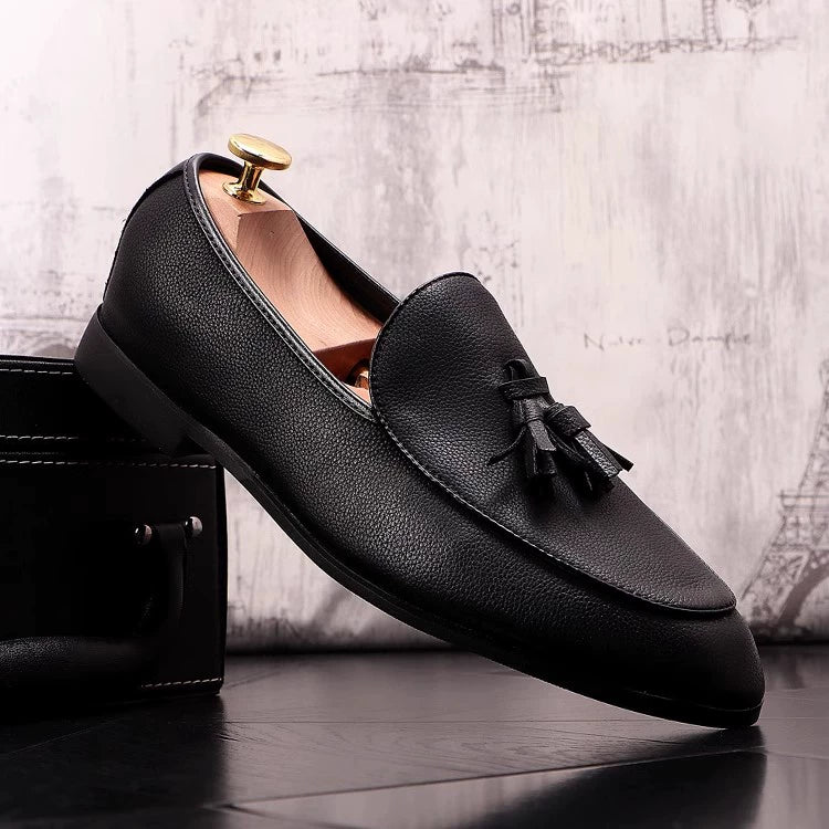 The trendy brand starts with the appearance ~ 2024 new one-foot versatile casual leather shoes, the trend of fashion increases the height of beanie shoes for men