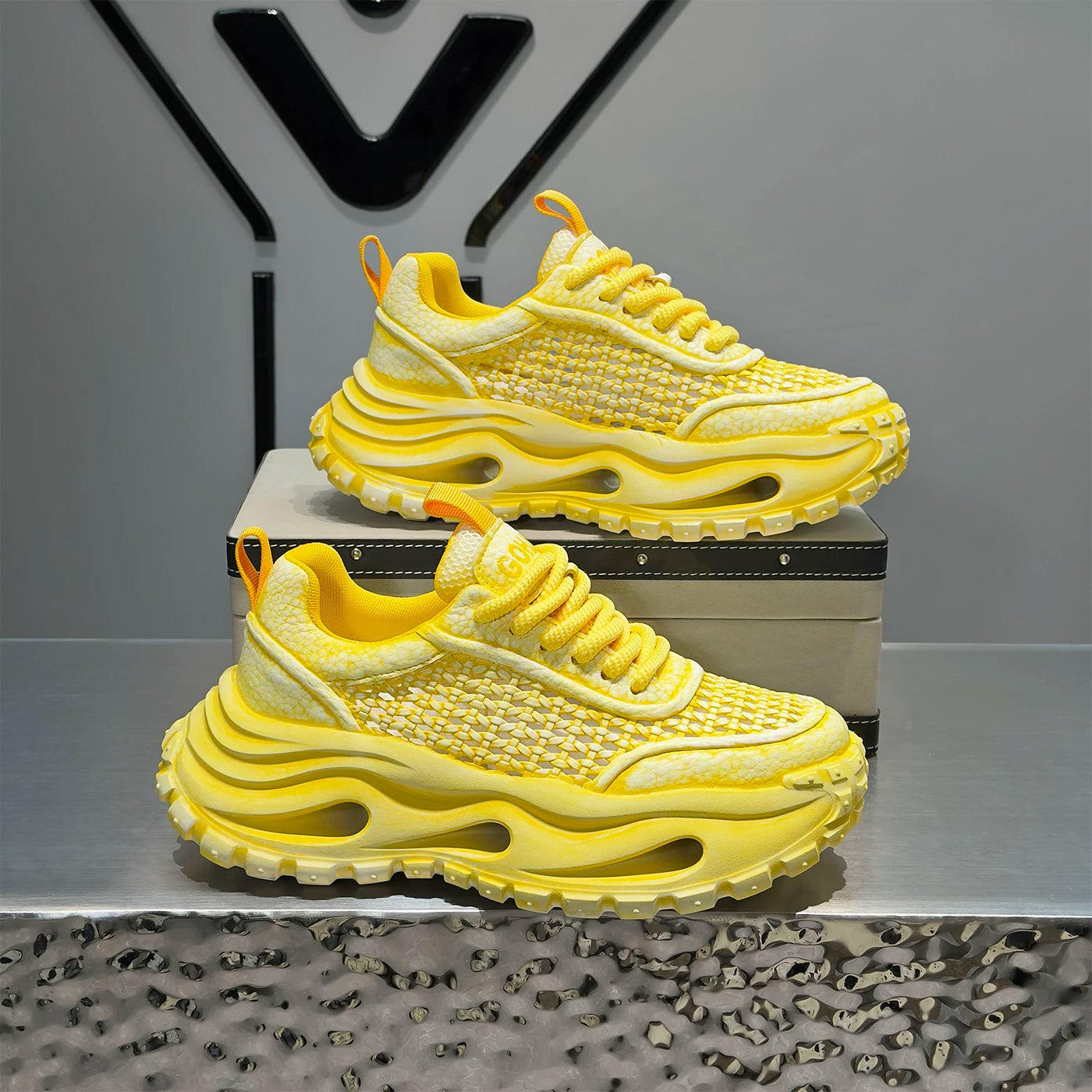Men's Height-Increasing Platform Breathable Cut-Out Chunky Dad Sneakers 2026 Summer New