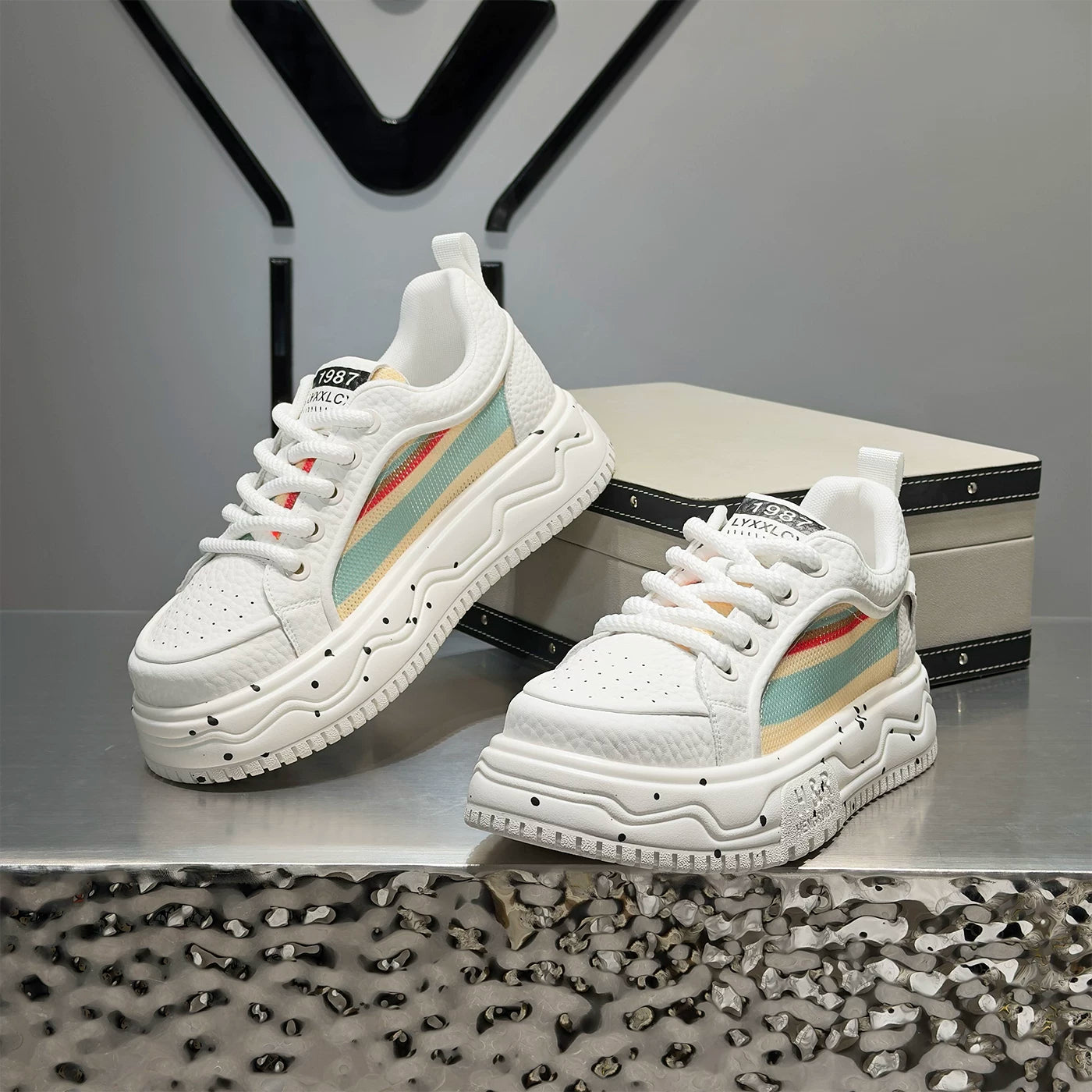 Men's Breathable Low-Top Trendy Skate Shoes 2026 Summer New