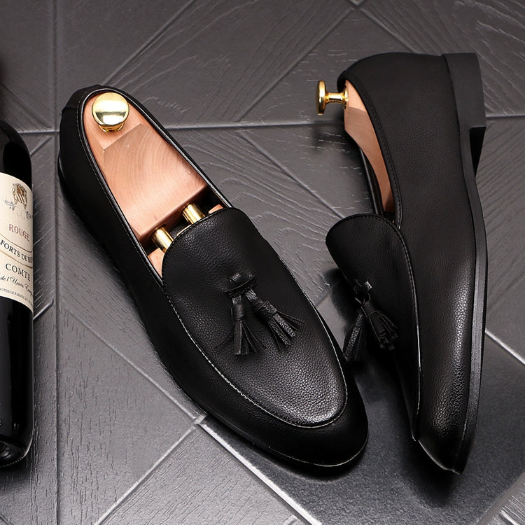 The trendy brand starts with the appearance ~ 2024 new one-foot versatile casual leather shoes, the trend of fashion increases the height of beanie shoes for men