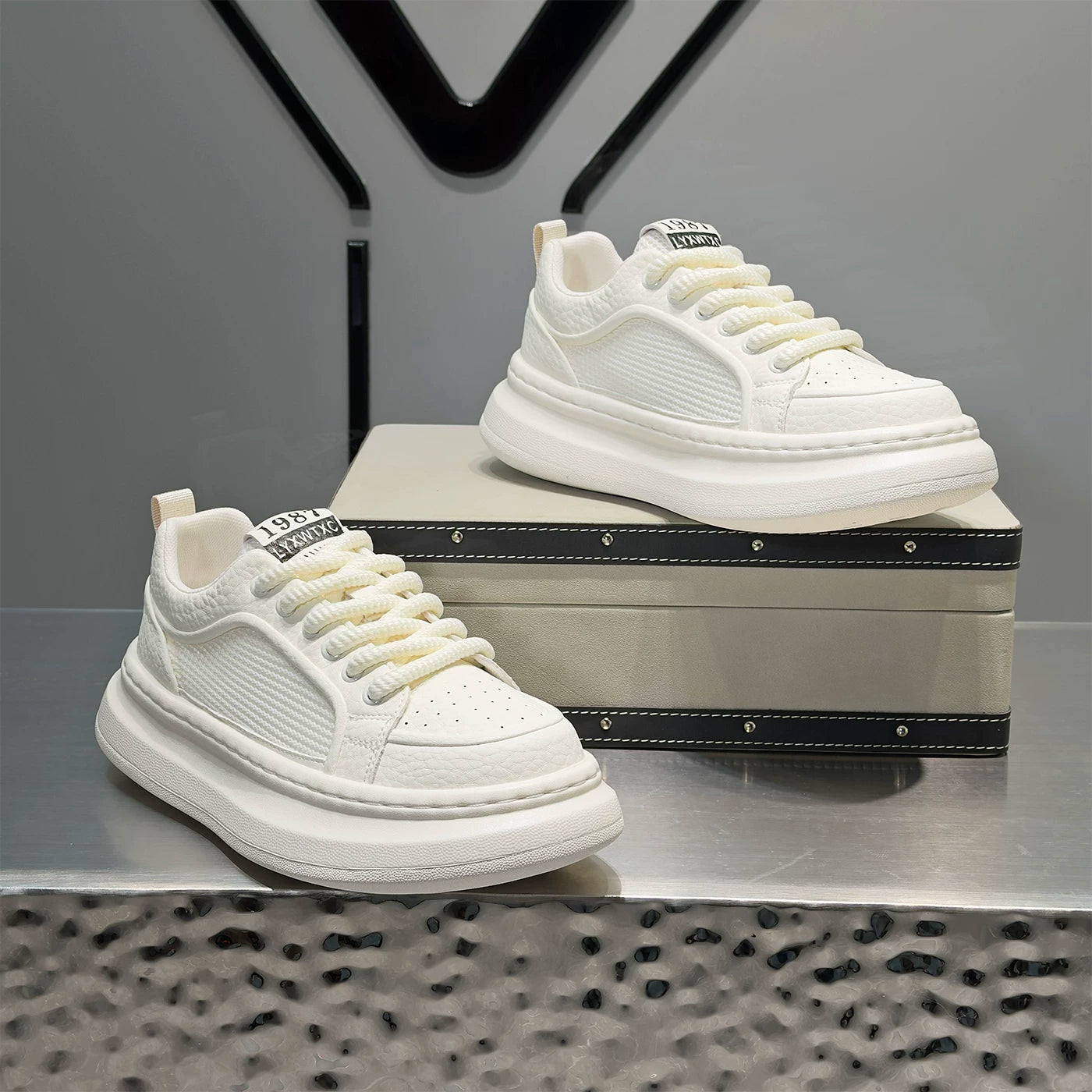 Men's Platform Breathable Low-Top Trendy White Sneakers New