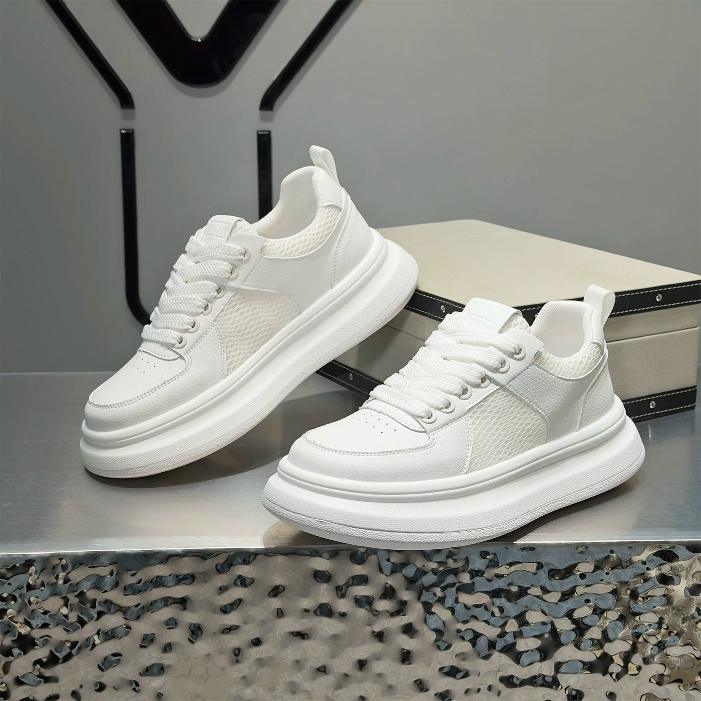 Men's Platform Breathable Mesh Low-Top Trendy White Sneakers
