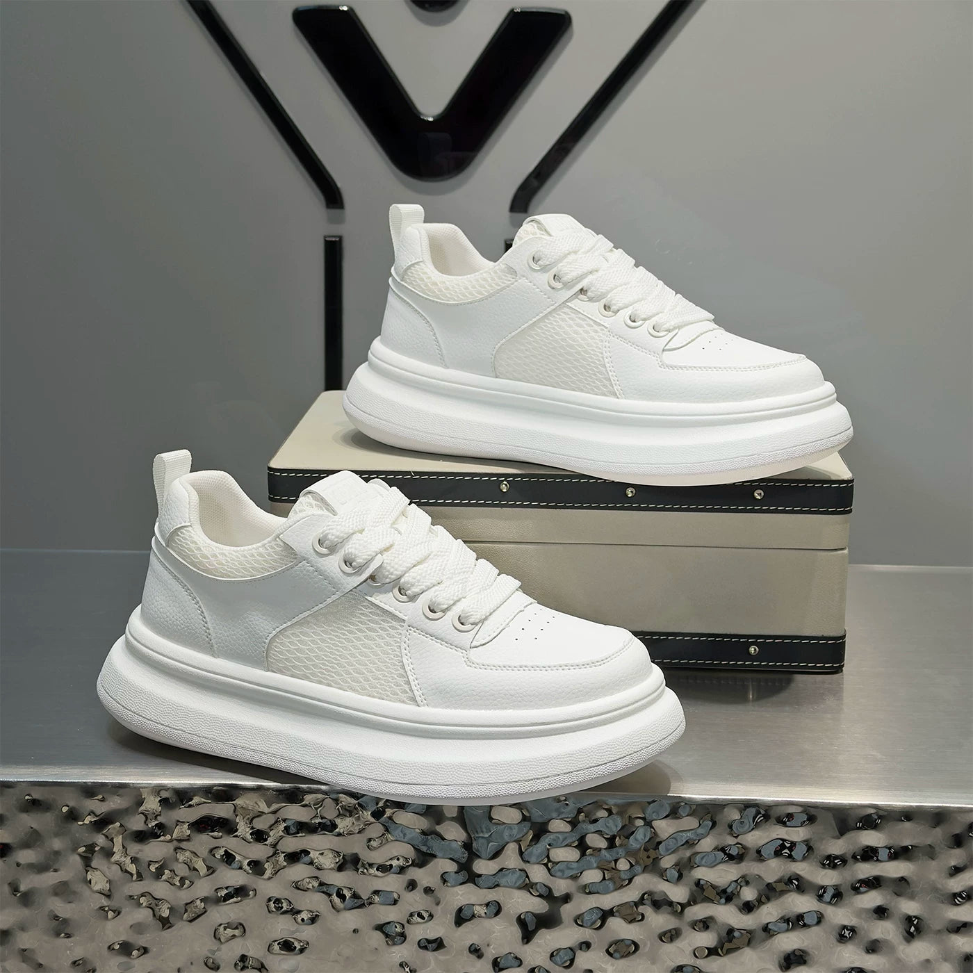 Men's Platform Breathable Mesh Low-Top Trendy White Sneakers