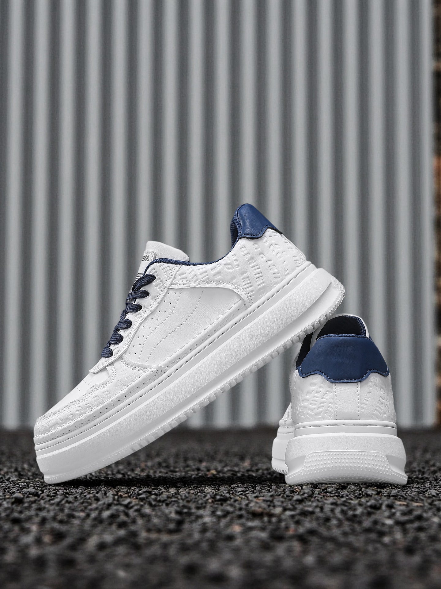 Men's 2026 new winter versatile trendy retro genuine leather white sneakers chunky sole height increasing athletic casual streetwear shoes
