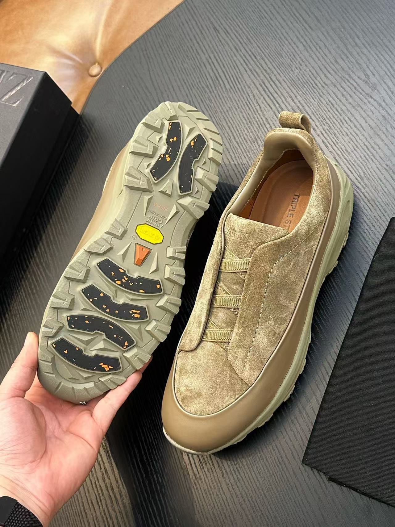 Cross-border zz men's suede casual shoes outdoor sports shoes cross elastic band thick sole light sole low ankle shoes men