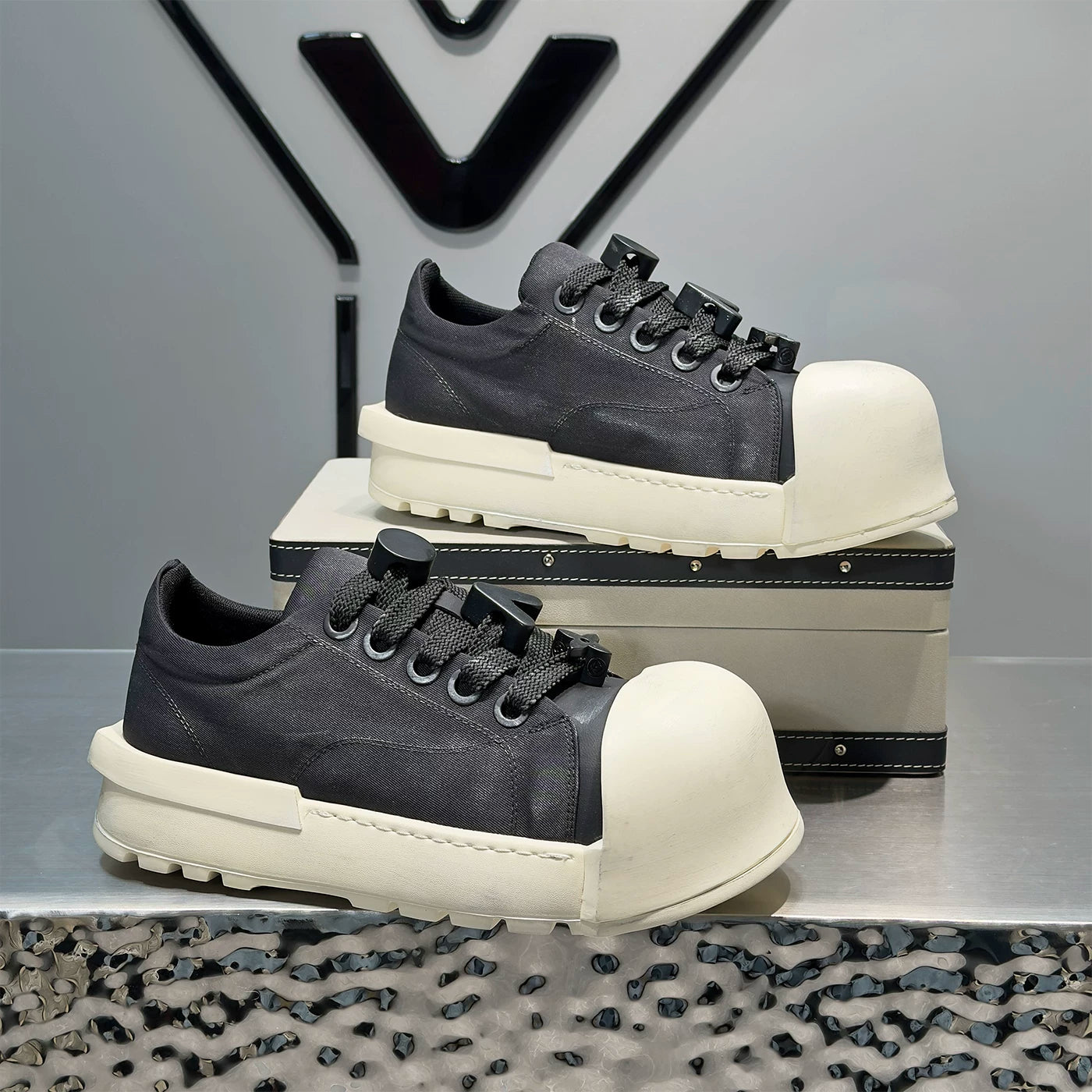 Men's Height-Increasing Platform Low-Top Retro Big-Toe Skate Shoes Summer