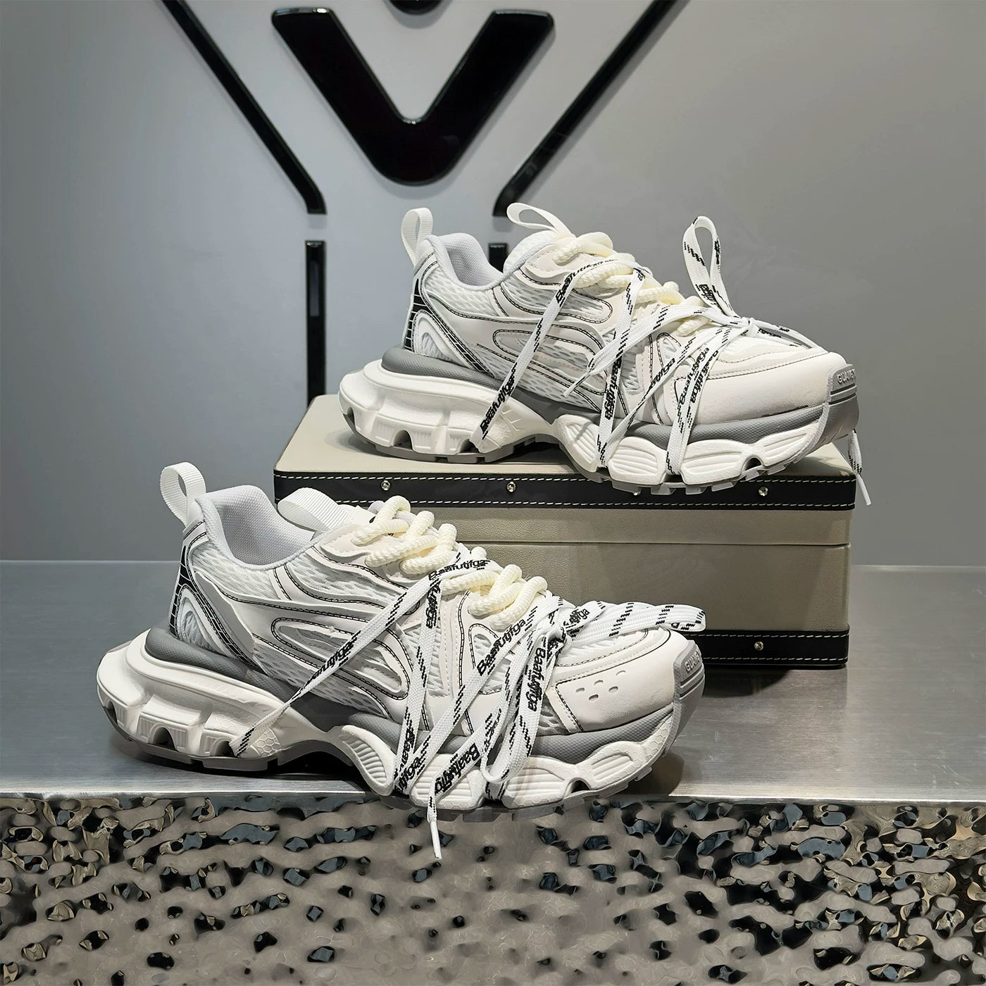 Men's Platform Breathable Trendy Chunky Dad Sneakers 2026