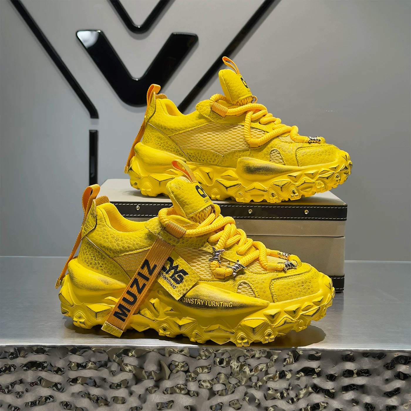 Men's Height-Increasing Retro Chunky Dad Sneakers 2026 Summer