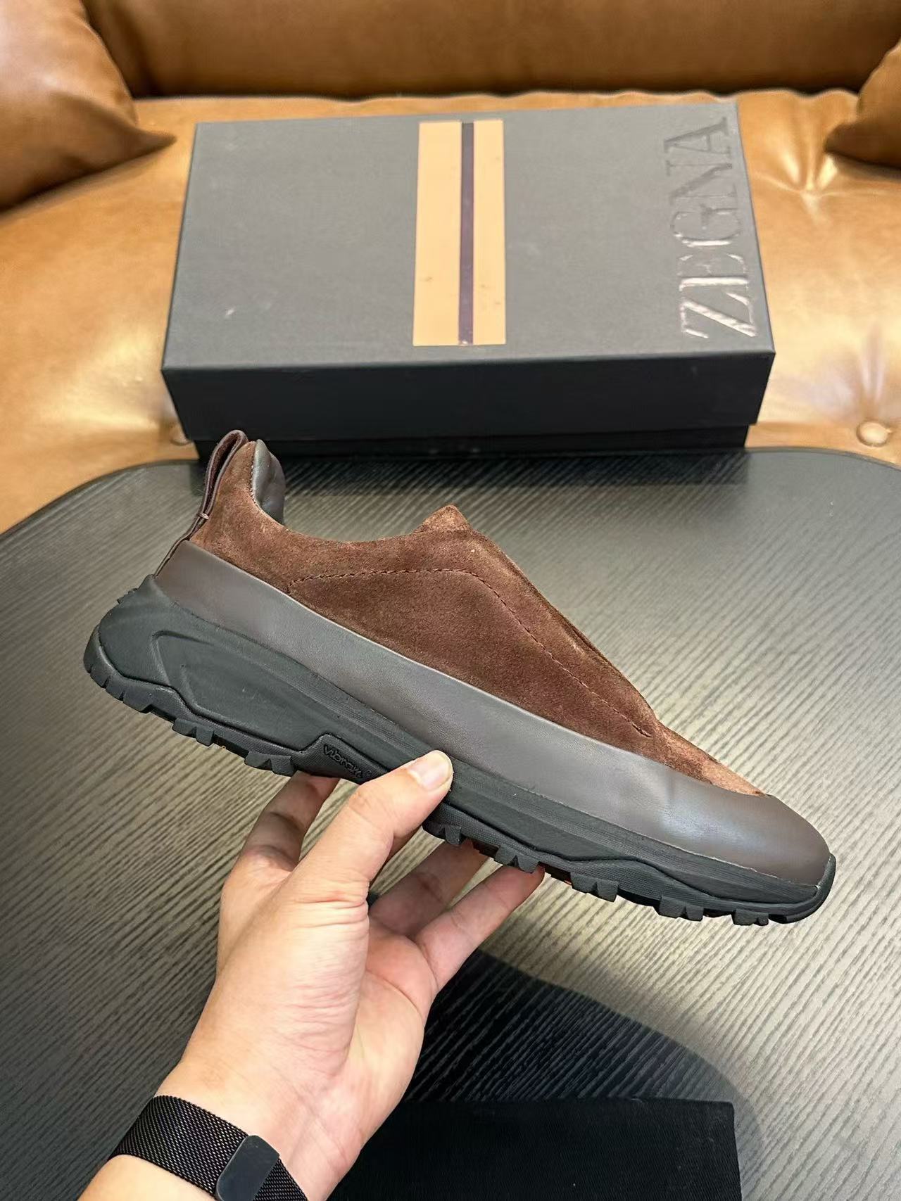 Cross-border zz men's suede casual shoes outdoor sports shoes cross elastic band thick sole light sole low ankle shoes men