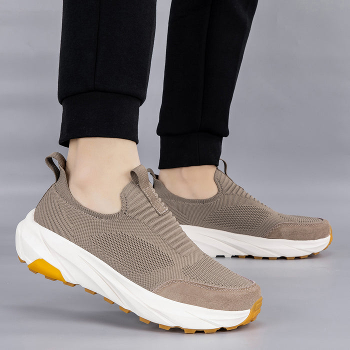 Summernew arrival wide toe men's breathable mesh walking shoes lightweight soft bottom slip-on outdoor casual sports shoes