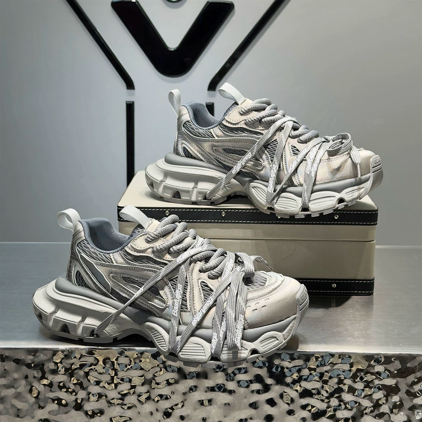 Men's Platform Breathable Trendy Chunky Dad Sneakers 2026