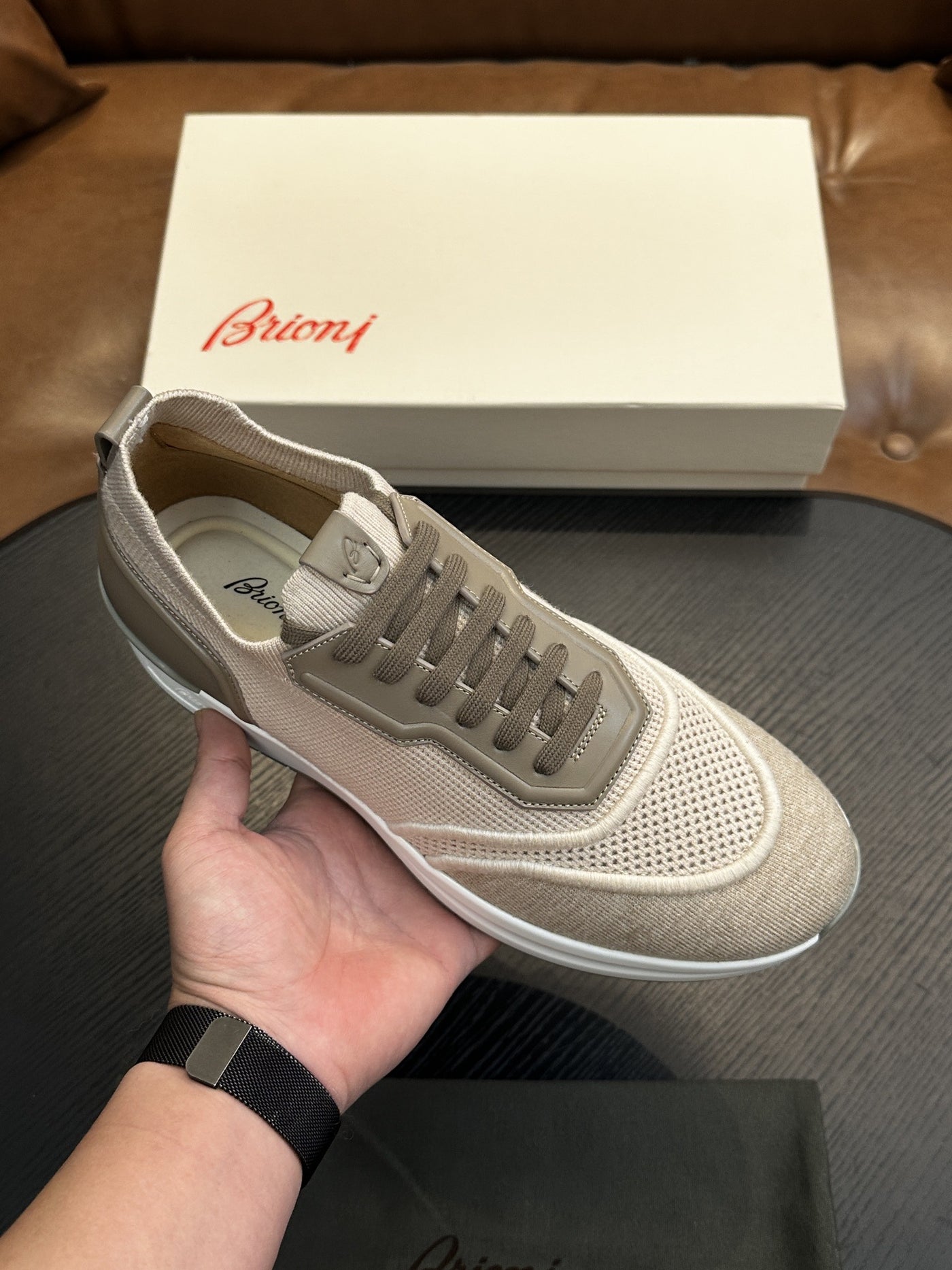 European station new men's flyknit breathable trendy sneakers versatile casual shoes cross-border foreign trade custom oem bn 30