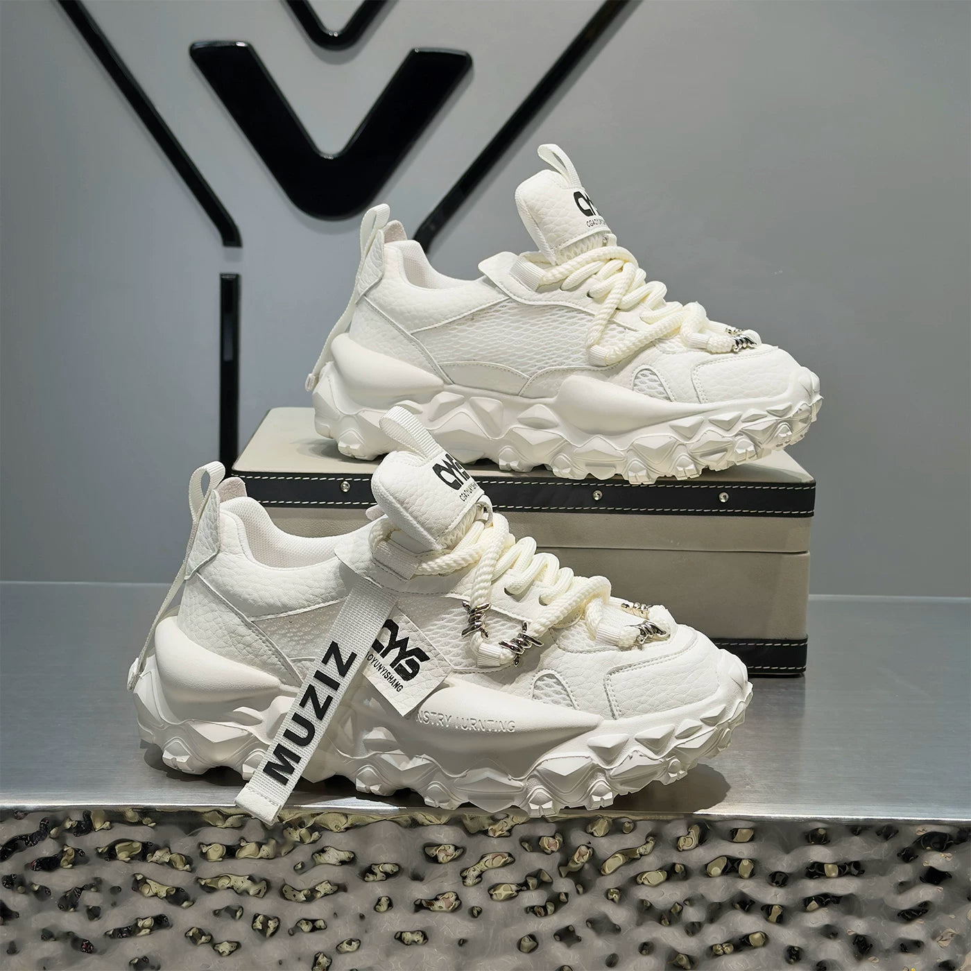 Men's Height-Increasing Retro Chunky Dad Sneakers 2026 Summer