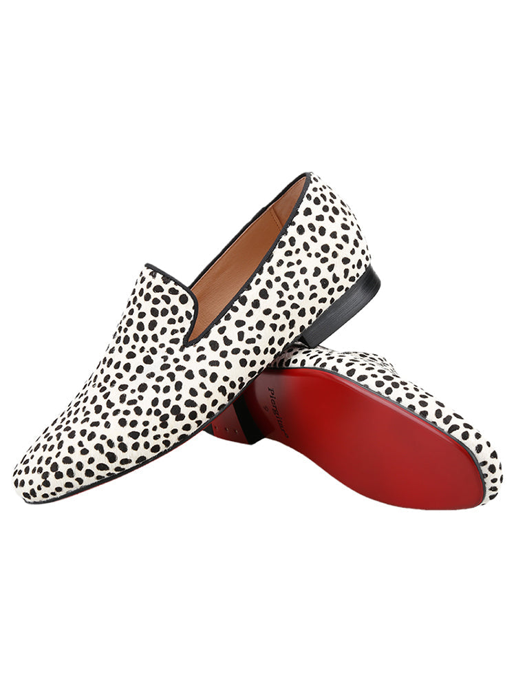 New black and white spotted pattern horse fur one-piece men's loafers European and American style gentleman's formal shoes slip-on trendy shoes