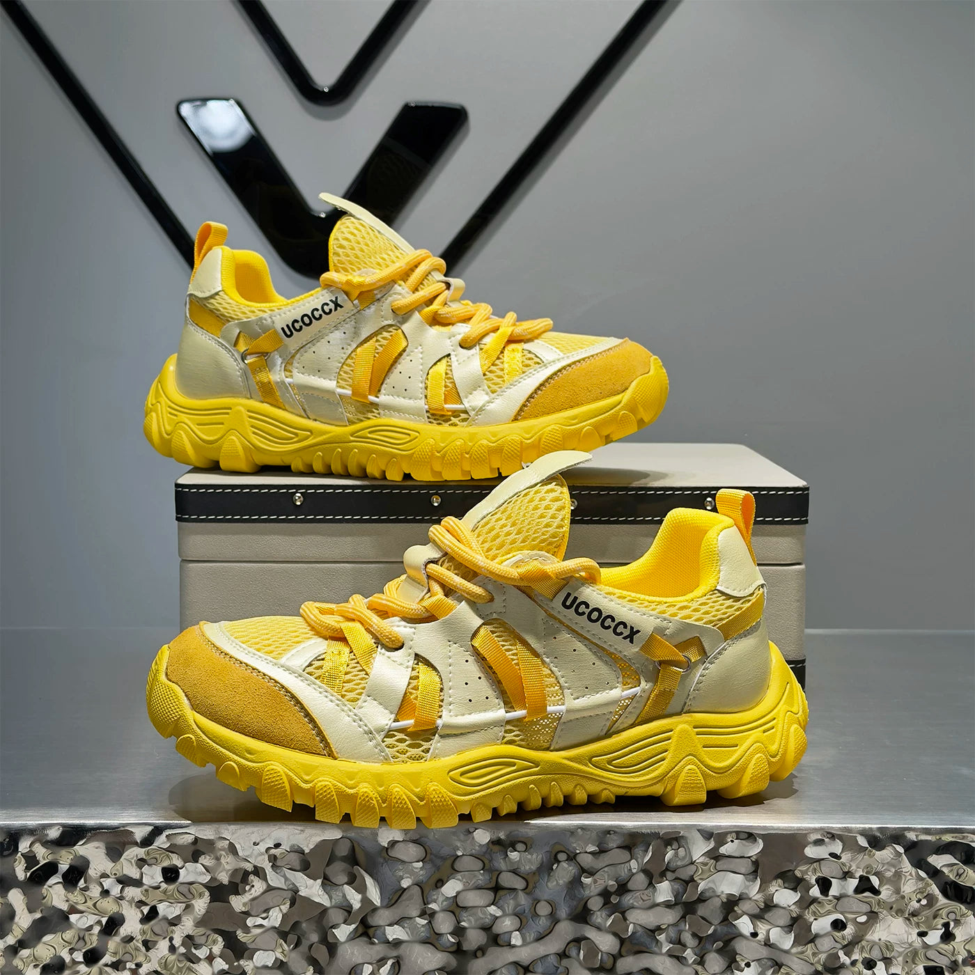 Men's Breathable Athletic Sneakers Casual Summer New