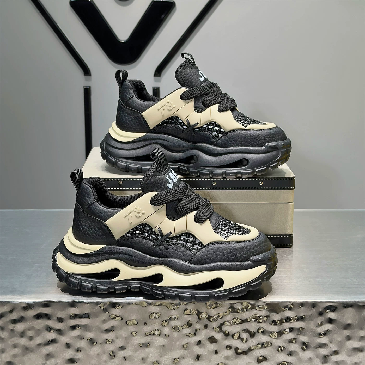 Men's Platform Breathable Cut-Out Outdoor Trendy Chunky Dad Sneakers Summer