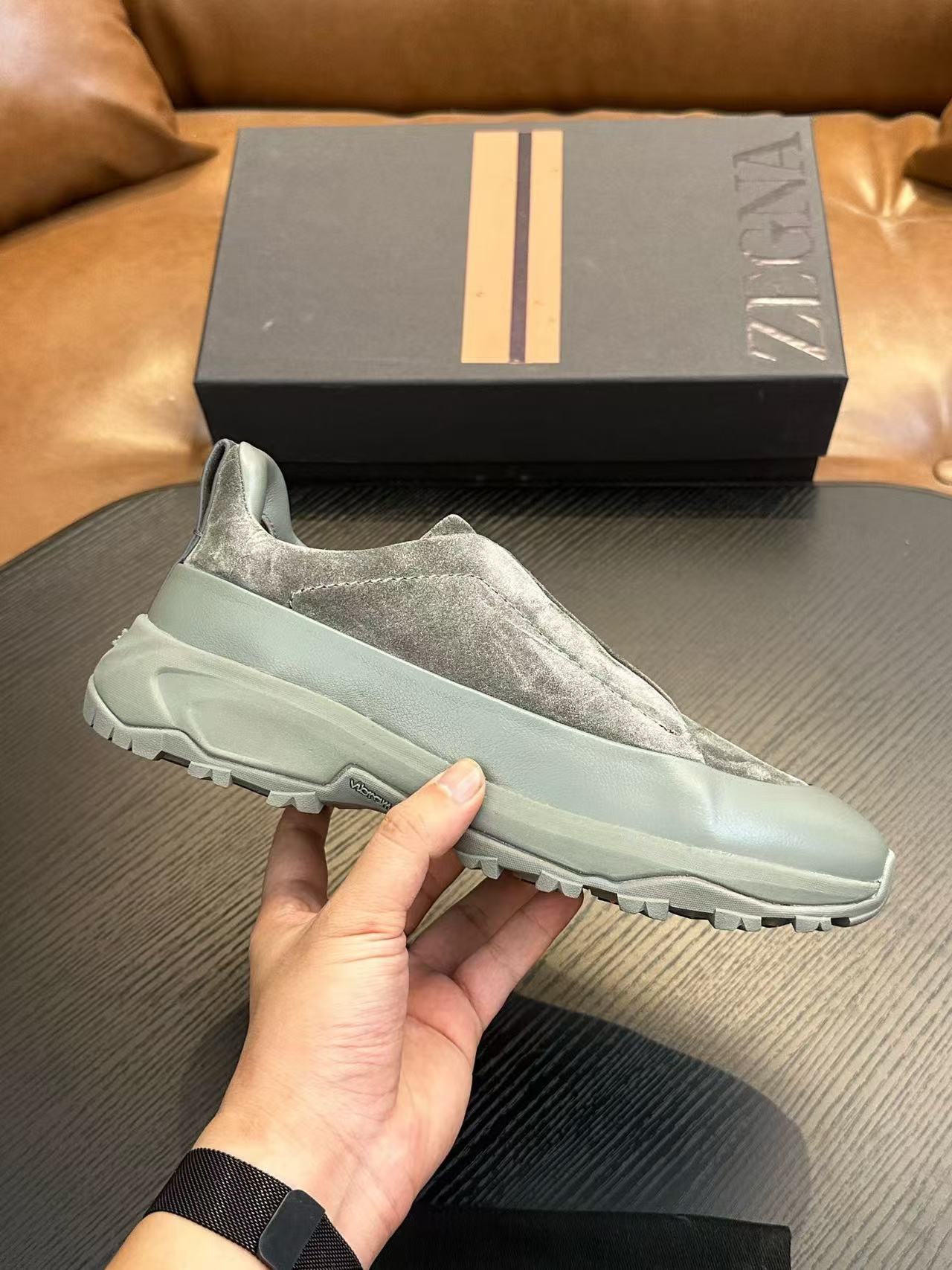 Cross-border zz men's suede casual shoes outdoor sports shoes cross elastic band thick sole light sole low ankle shoes men