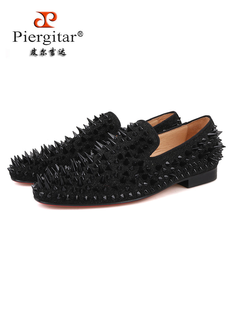 New four-color handmade pointed rivet sheepskin loafers, European and American fashion brands, the same trendy low-top shoes, lazy shoes